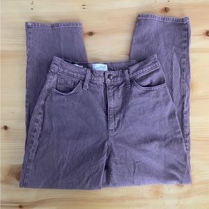 Universal Thread - distressed Burgundy jeans - Women’s 6/28R